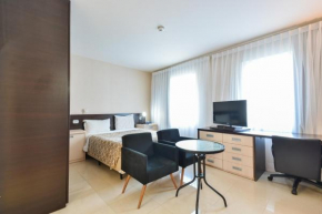 Queen Berrini flat